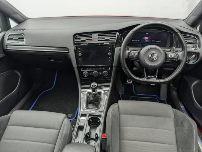 2025 Volkswagen Golf