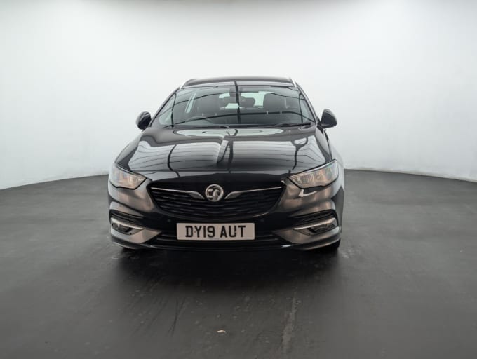 2025 Vauxhall Insignia
