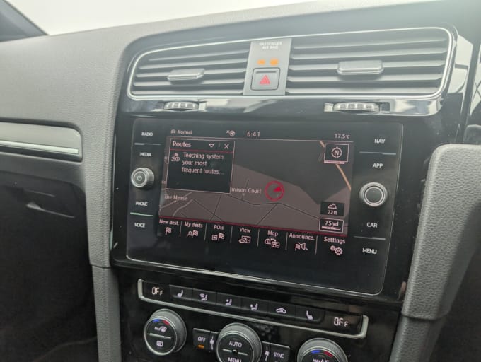 2025 Volkswagen Golf