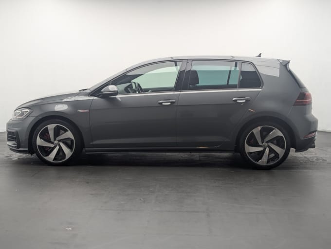 2025 Volkswagen Golf