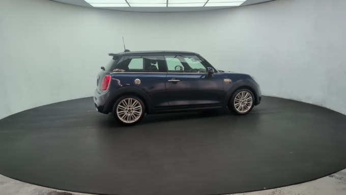2025 Mini Hatch