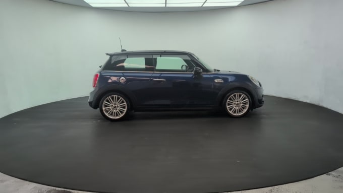 2025 Mini Hatch