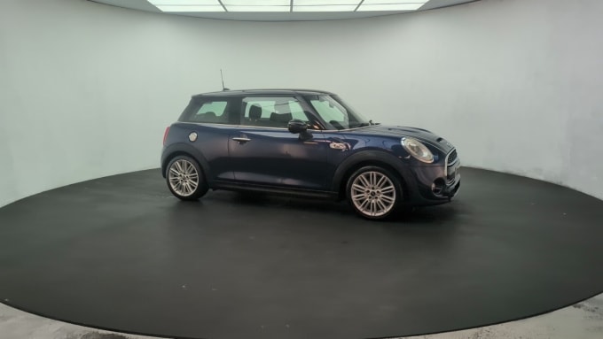 2025 Mini Hatch