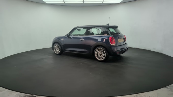 2025 Mini Hatch
