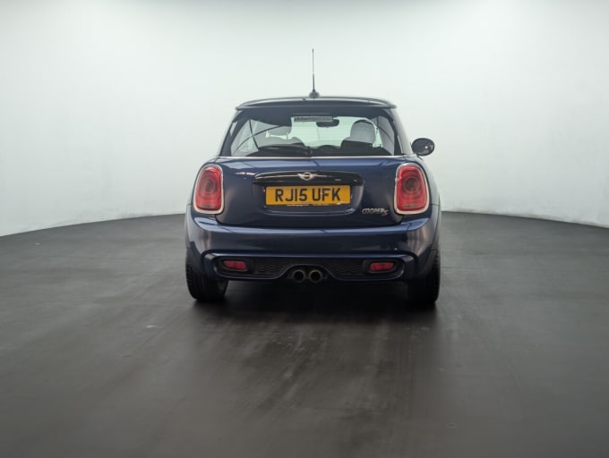 2025 Mini Hatch