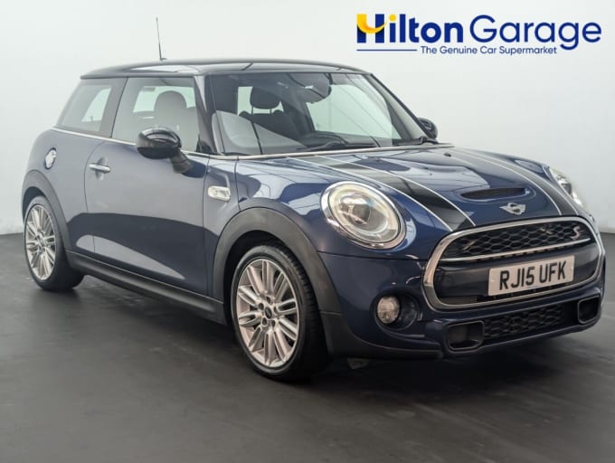 2025 Mini Hatch