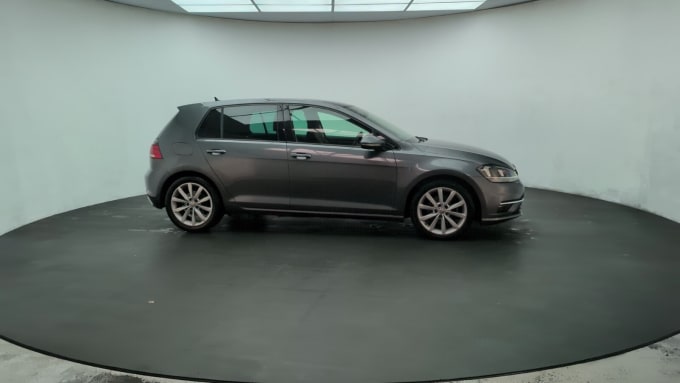 2025 Volkswagen Golf