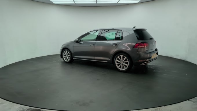2025 Volkswagen Golf