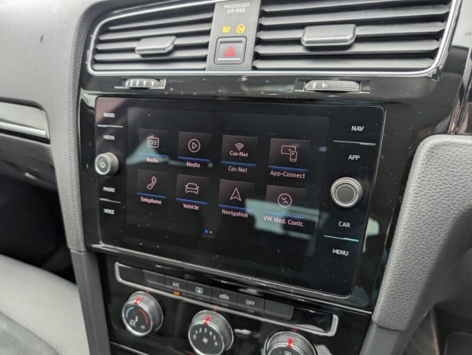 2025 Volkswagen Golf