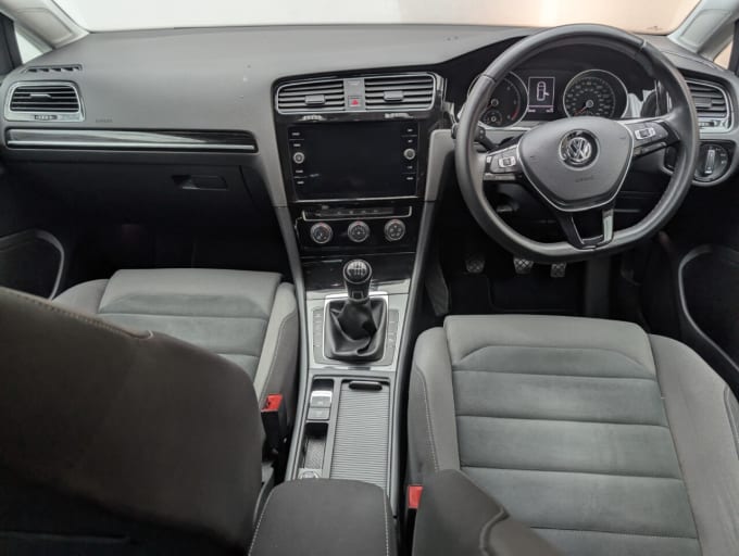 2025 Volkswagen Golf