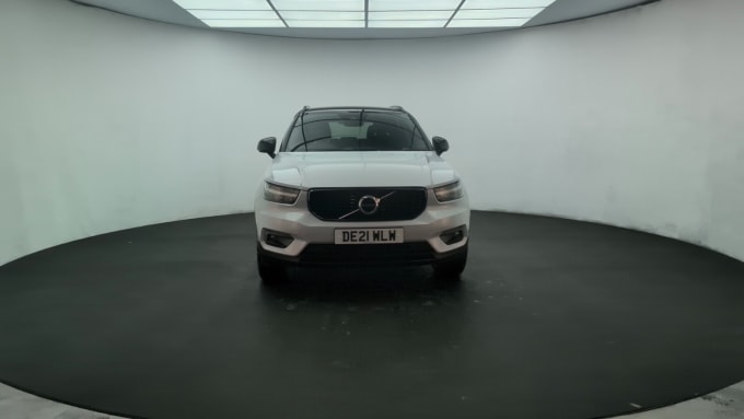 2025 Volvo Xc40