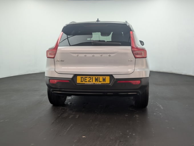 2025 Volvo Xc40