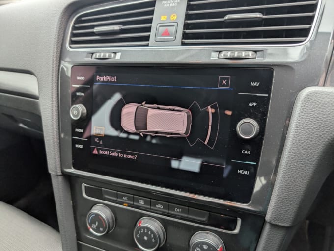 2025 Volkswagen Golf