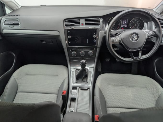2025 Volkswagen Golf