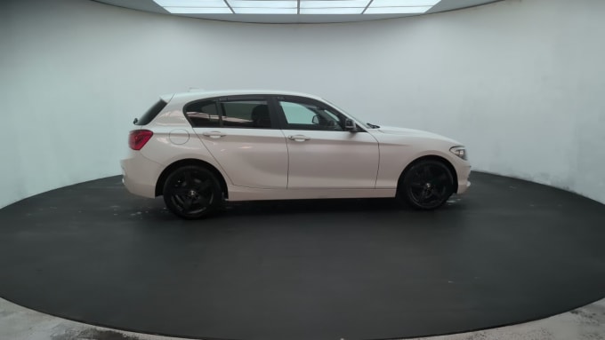 2025 BMW 1 Series