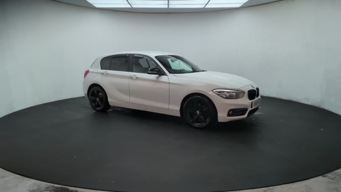 2025 BMW 1 Series