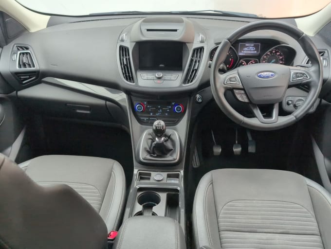 2025 Ford Kuga