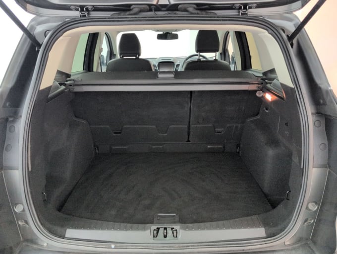 2025 Ford Kuga