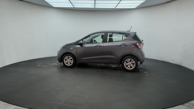 2025 Hyundai I10