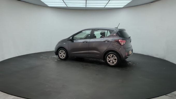 2025 Hyundai I10