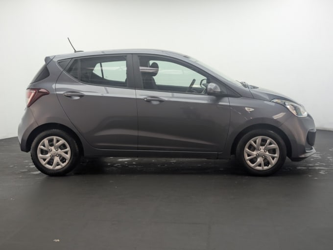 2025 Hyundai I10