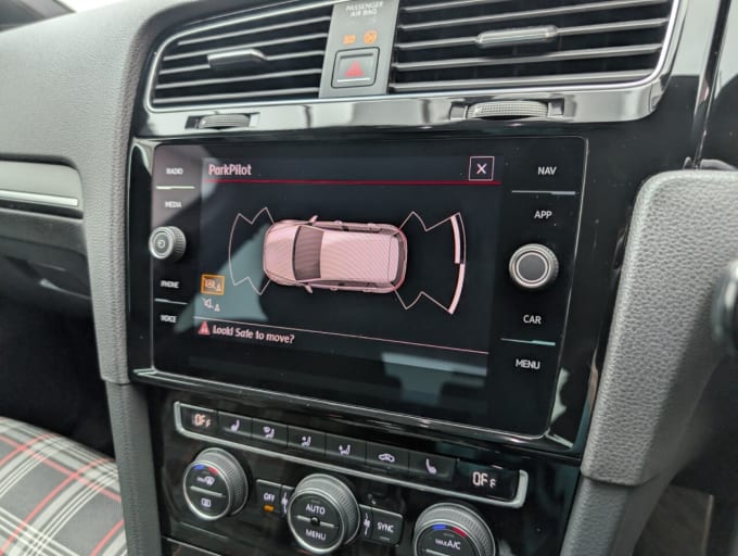 2018 Volkswagen Golf