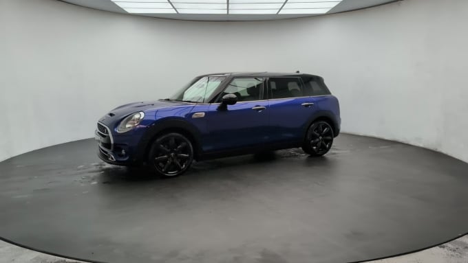 2025 Mini Clubman