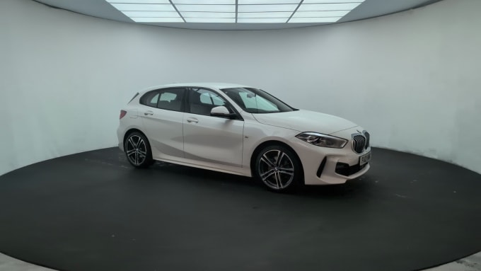 2025 BMW 1 Series