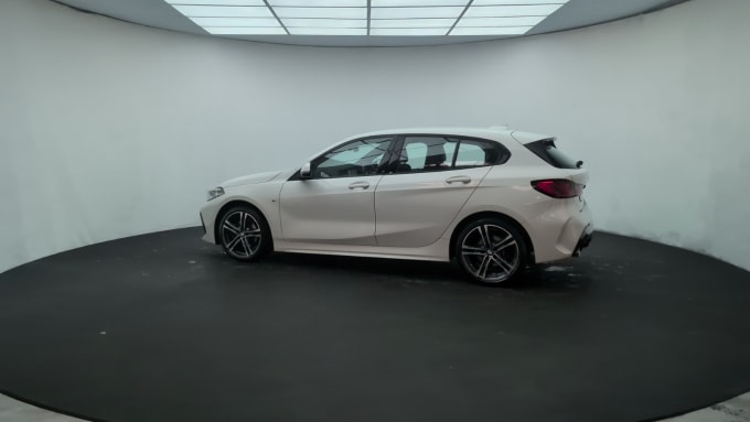 2025 BMW 1 Series