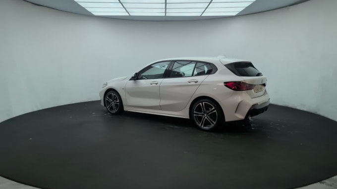 2025 BMW 1 Series