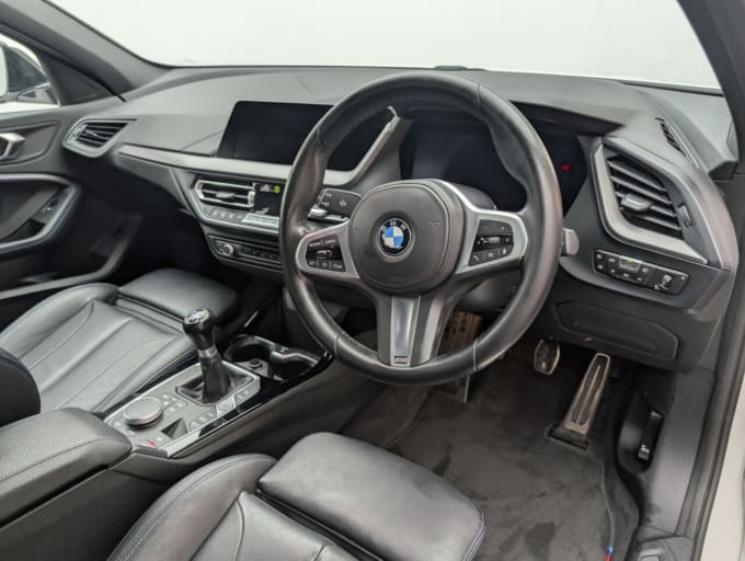 2025 BMW 1 Series