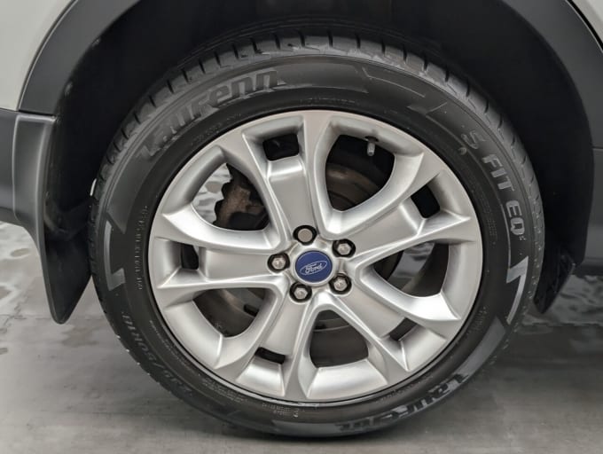 2025 Ford Kuga