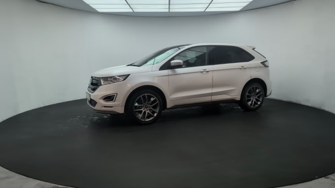 2025 Ford Edge