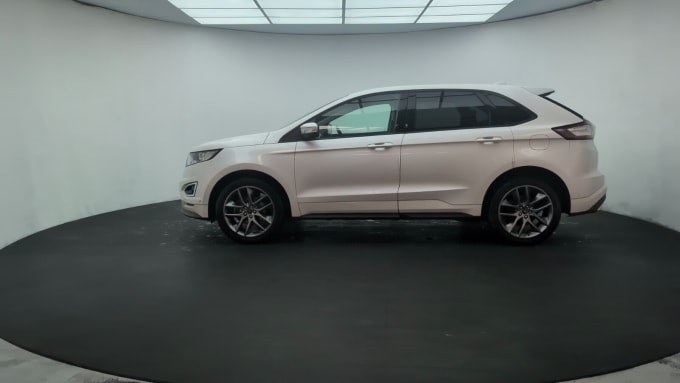 2025 Ford Edge