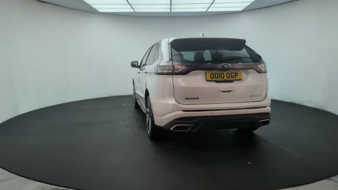 2025 Ford Edge