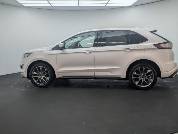 2025 Ford Edge