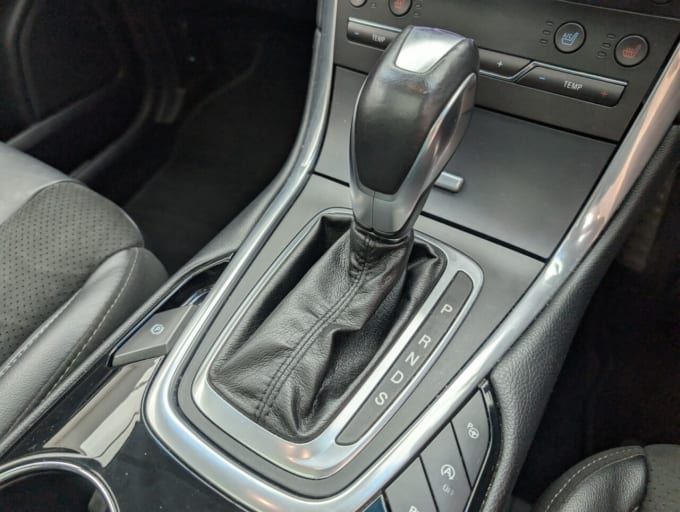 2025 Ford Edge