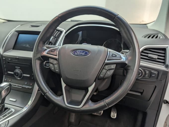 2025 Ford Edge