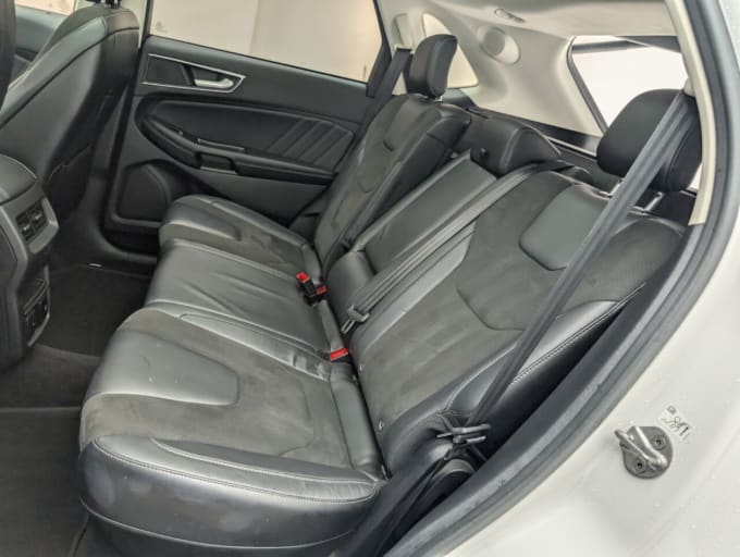 2025 Ford Edge