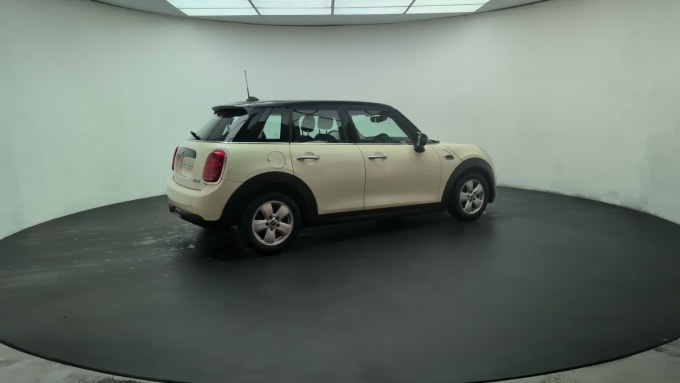 2025 Mini Hatch