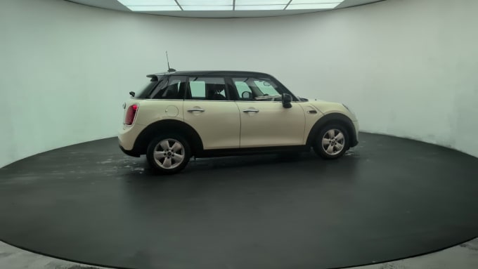 2025 Mini Hatch