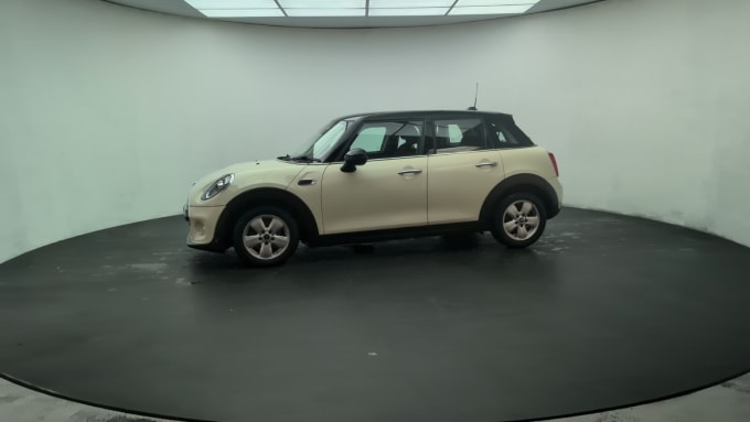 2025 Mini Hatch