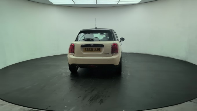2025 Mini Hatch
