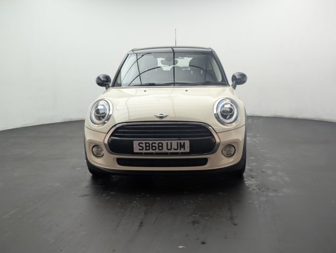2025 Mini Hatch