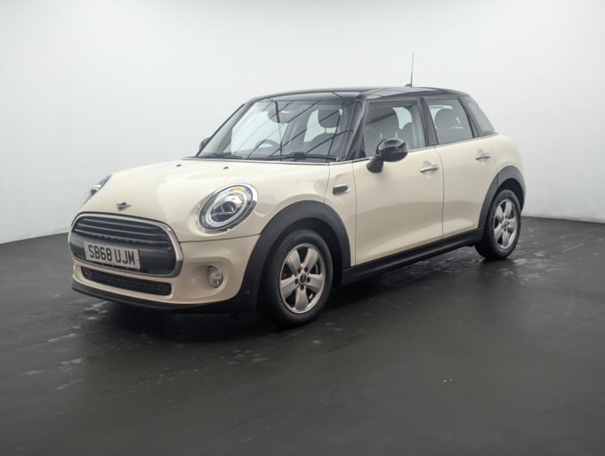 2025 Mini Hatch