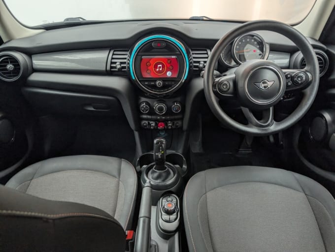 2025 Mini Hatch