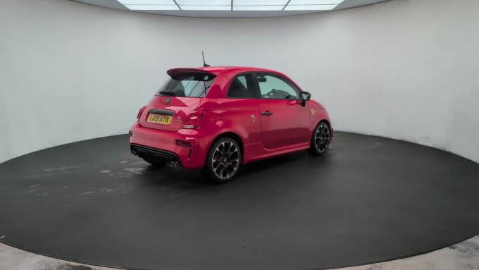 2025 Abarth 595