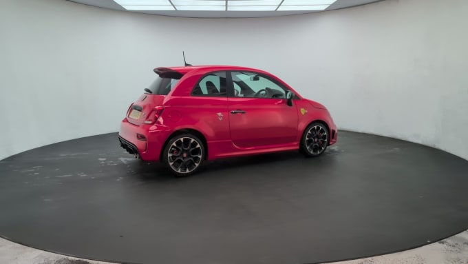 2025 Abarth 595