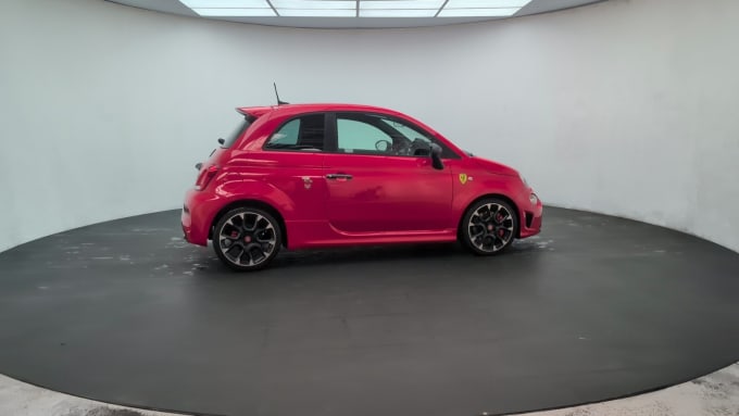 2025 Abarth 595