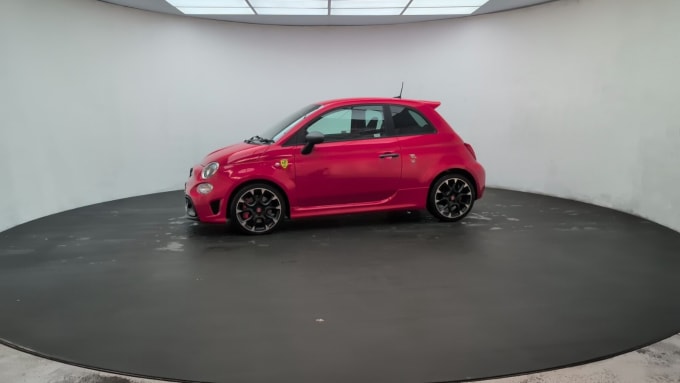 2025 Abarth 595